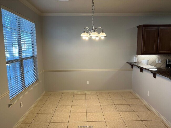 150 Forest Dr Loop