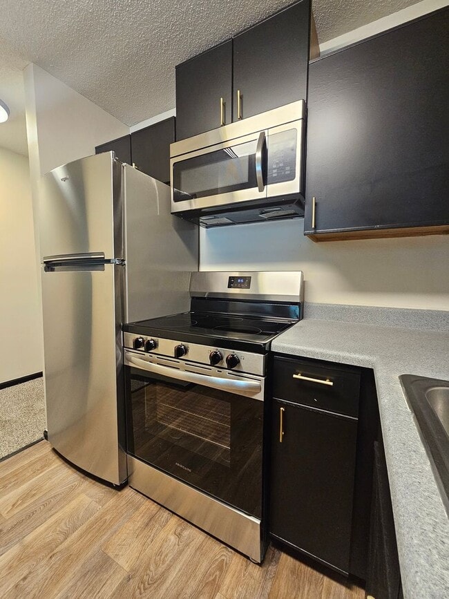 Photo - Lincoln School Apartments