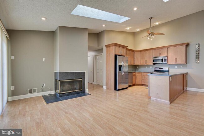 Photo - 268 Kempsey Dr