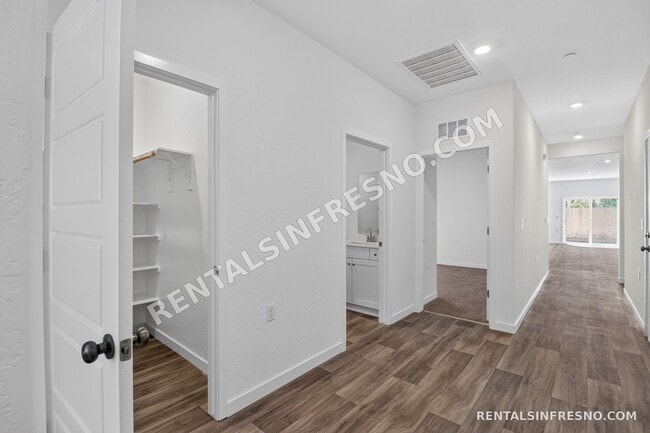 Photo - 3359 N Contessa Ave