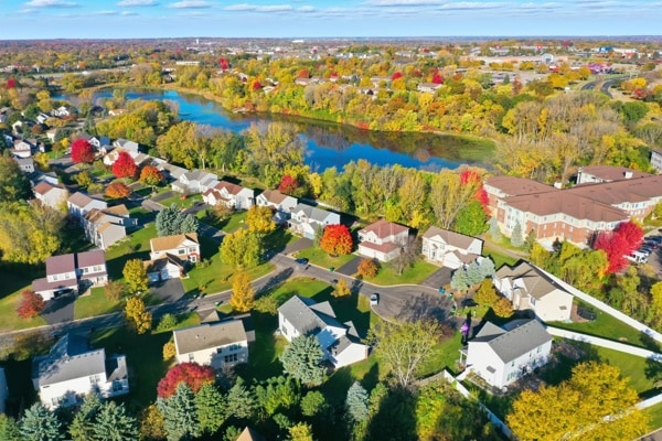 Photo - 943 Earley Lake Curve