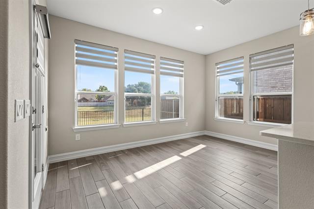 Photo - 9922 Michael Irvin St