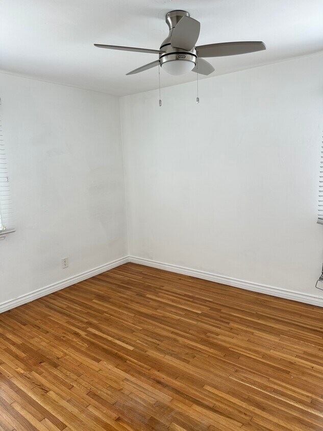 Photo - 5604 Clemson St (Los Angeles, CA)