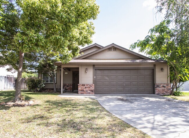 Photo - 1130 Berea Dr House