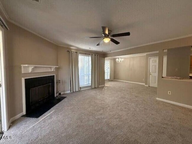 Building Photo - Awesome two-bedroom townhome!