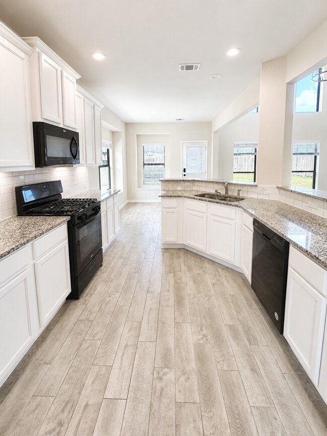 Photo - 40575 Goldeneye Pl