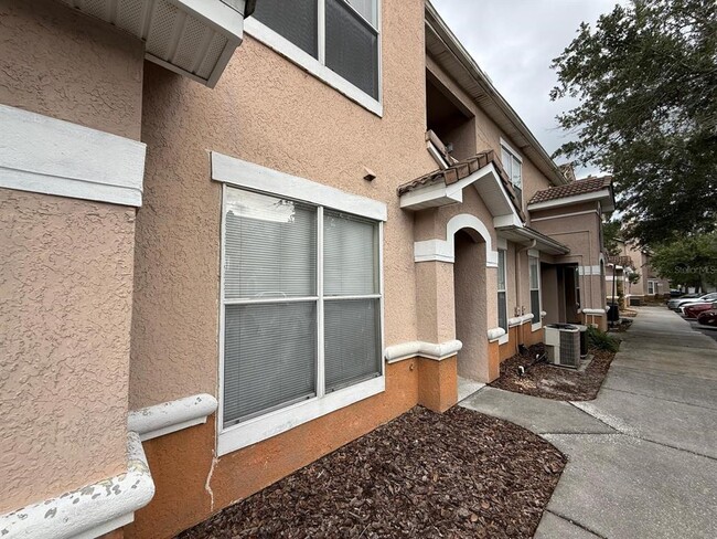 Photo - 17977 Villa Creek Dr Unit 17977