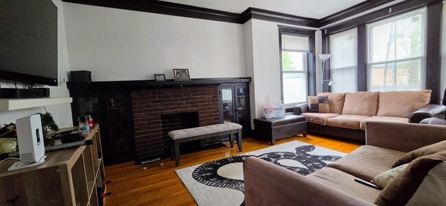 Photo - 4816 W Grace St Unidad 1