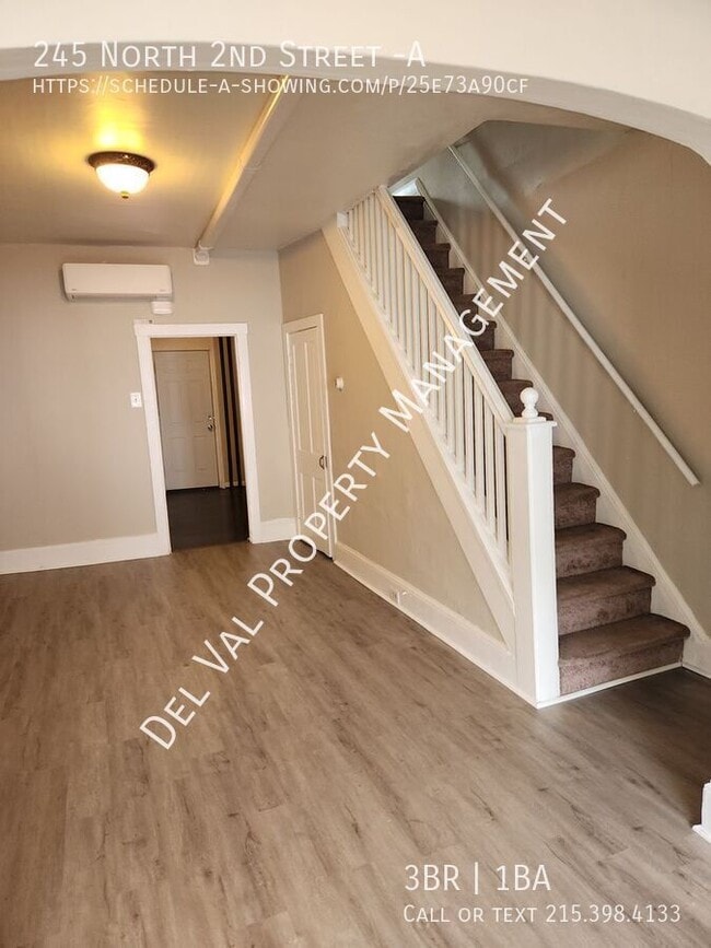 Photo - 245 N 2nd St