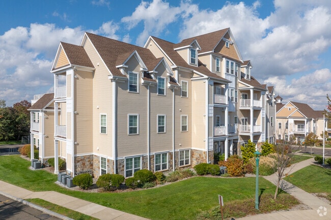 Photo - Summit Place - 1 Month Free, Open House 11/15