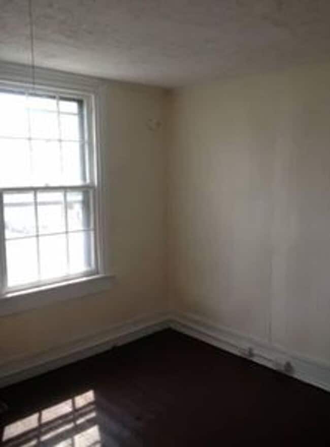 Photo - Roomy 3 bed 1.5 bath in Church Hill