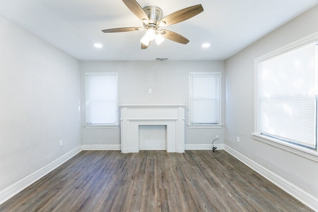 Photo - Cute 2 story home