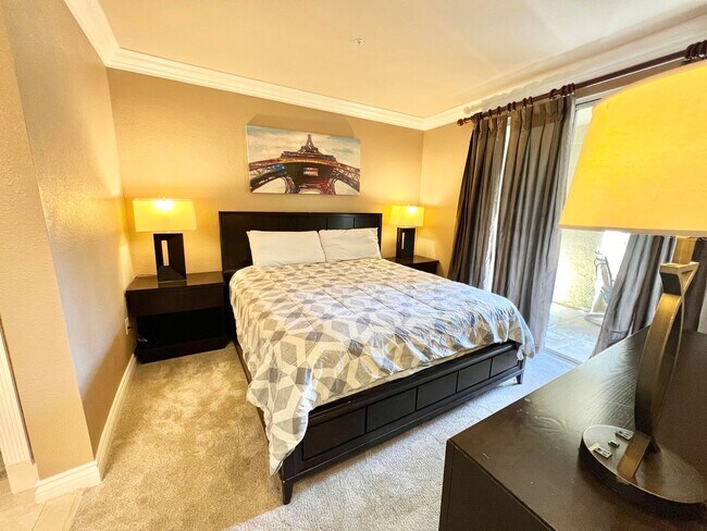 Photo - MERIDIAN 2 BDR /2 BATH FURNISHED LUXURY CONDO