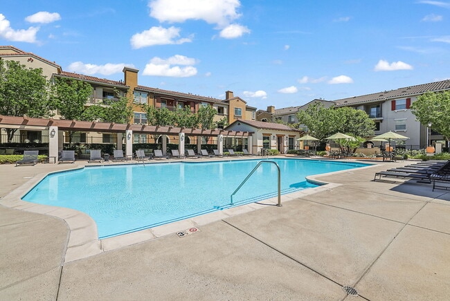 Photo - The Vistas of West Hills