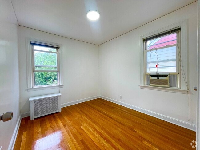 Building Photo - 163-18 25th Dr Rental