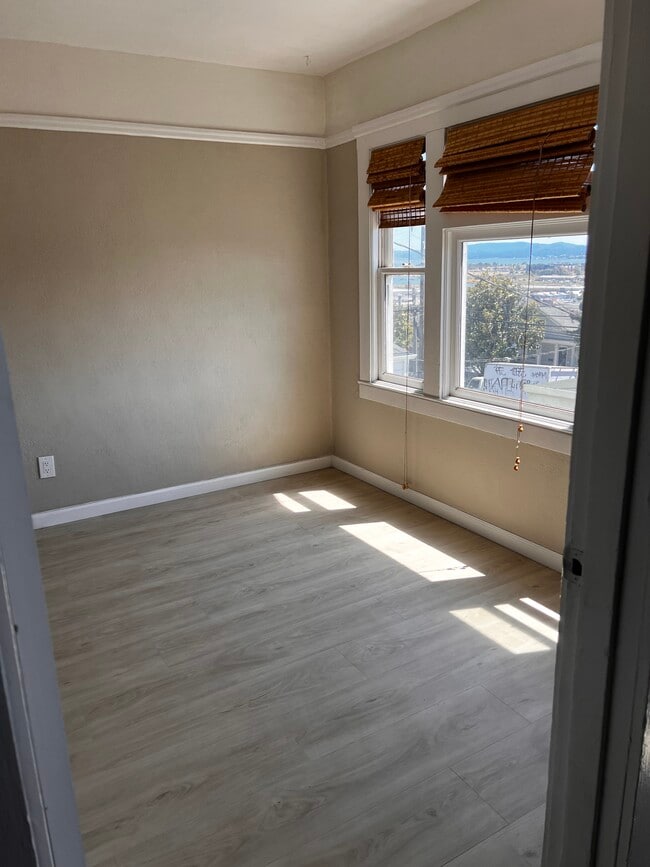 Photo - 1354 Palou Ave