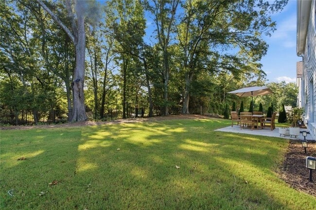 5045 Reserve Dr