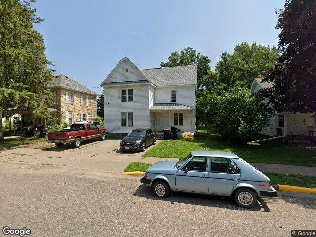 Photo - 260 S Plum St