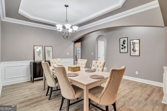 Photo - 1141 Carillon Dr SE