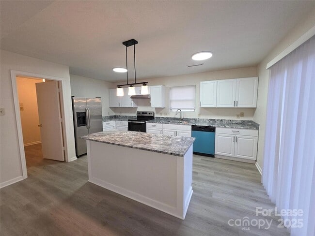 Photo - 7014 Sycamore Grove Ct