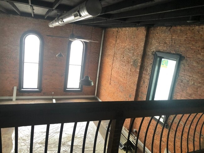 Photo - 30 N Sandusky St Unit 301