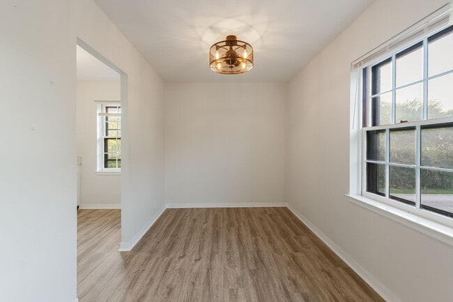4204 N Olsen Ave Unit 5