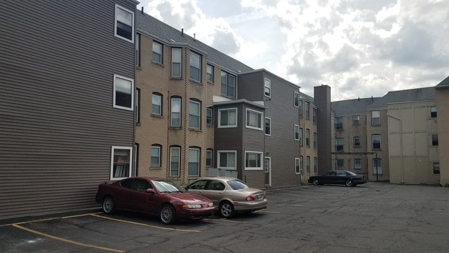 Photo - Wildwood Apartments