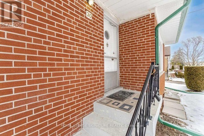 Photo - 30 Gunton Dr