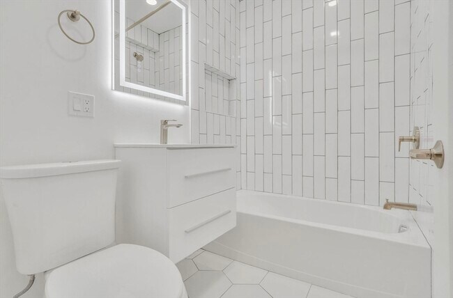 Photo - 321 Summit Ave Unit 103