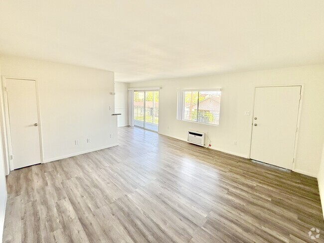 Building Photo - 111 N Lincoln Ave Unit K Rental