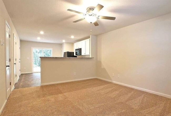 Photo - Newer Townhome for Lease – 2 Primary Suites + Open Layout