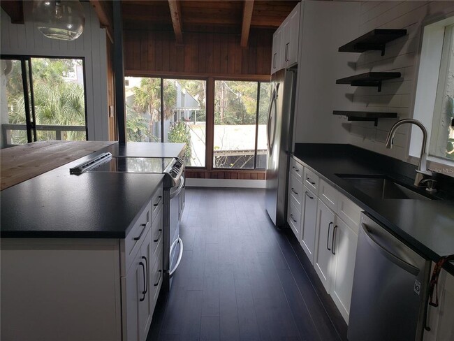 Photo - 205 Fairway Dr. Unidad 205