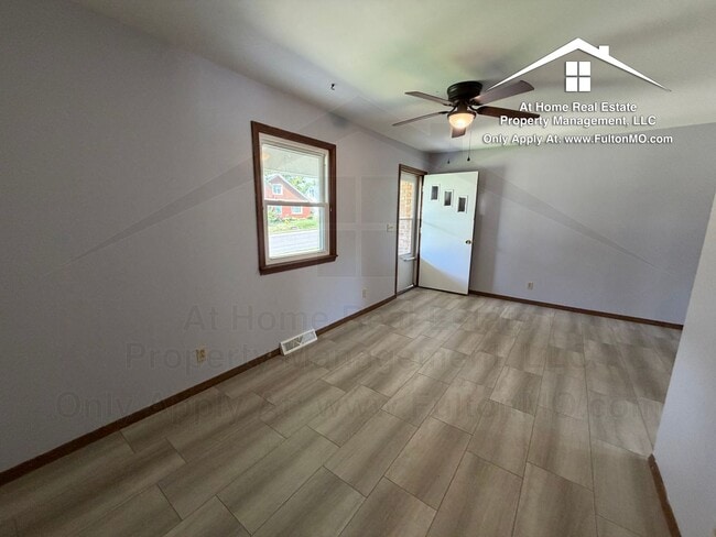 Photo - 824 Bluff St Unit 824-B Bluff Street