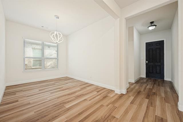 2409 Griffith Park Dr