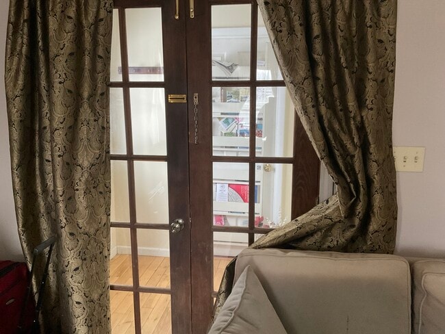 Photo - 124 E Mill St Unit Burshiallie III