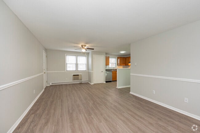 Hamden Centre - 1BD, 1BA - Living Room