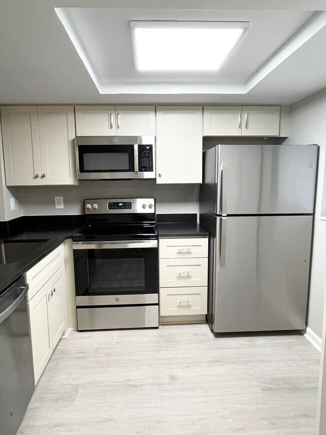 Photo - 2 bed/2 bath Windsor Crossing Condo