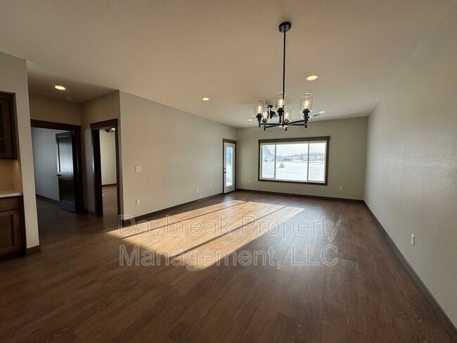 Photo - 628 Tree Farm Ln