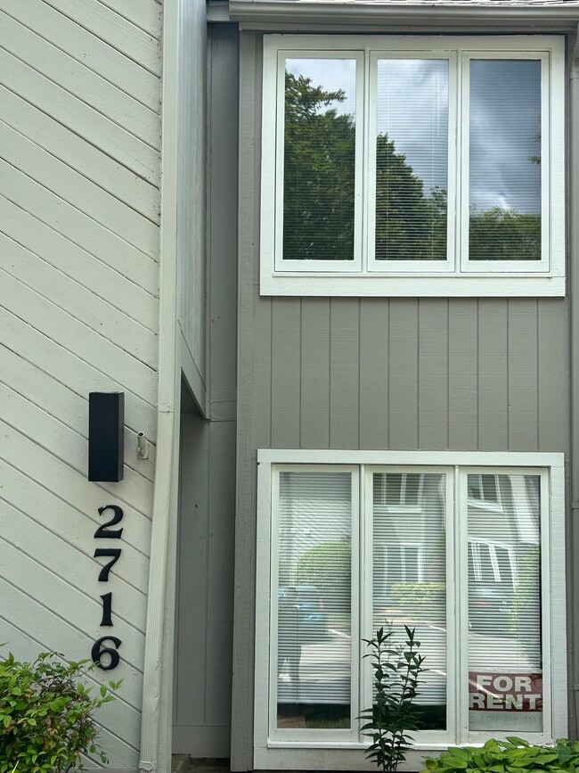 Photo - 2716 Schooner Ct