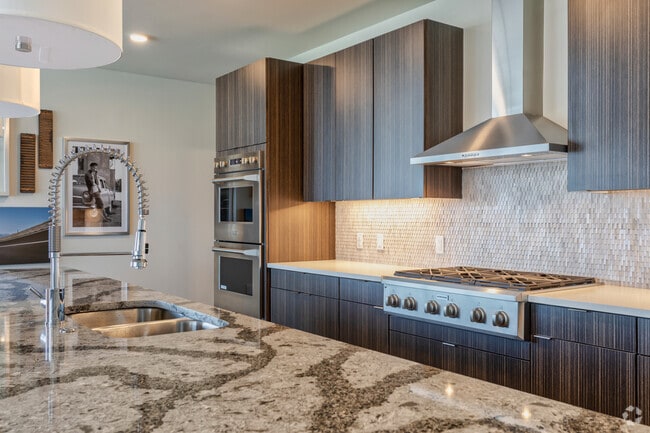 4BR, 2.5BA - 3468 SF PH3 - Kitchen