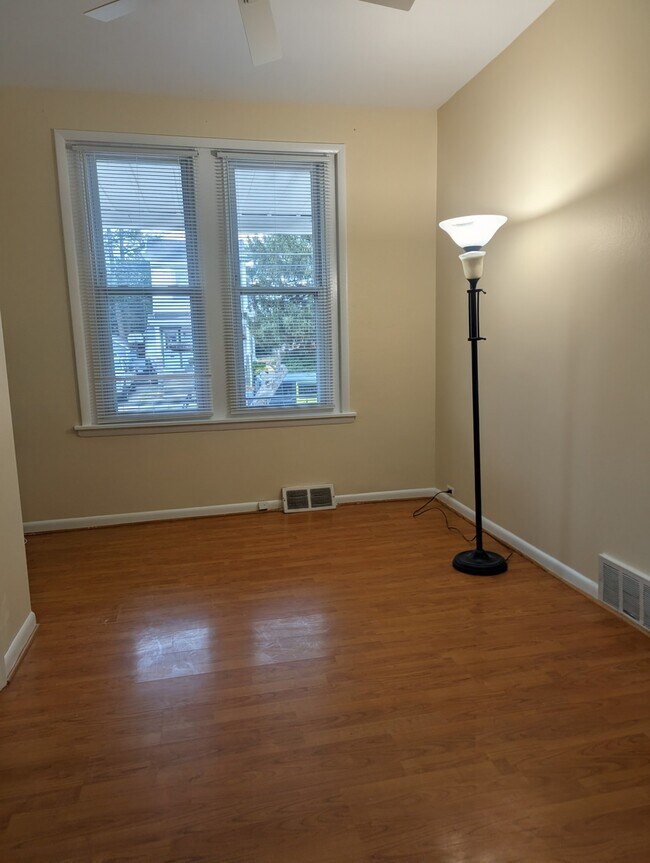 Photo - 7414 Montour St Unidad 1