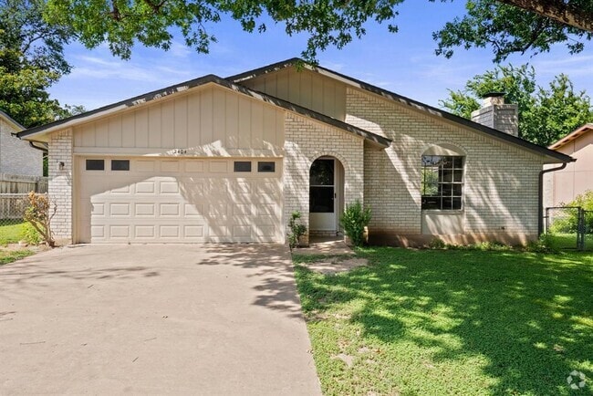Building Photo - 2404 Broken Oak Dr Rental