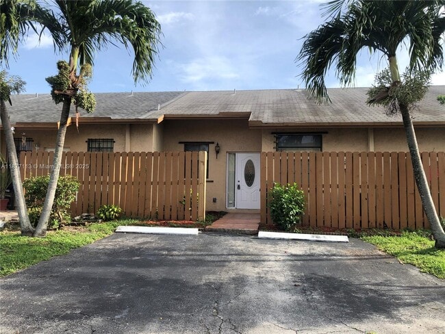 Building Photo - 6735 NW 193rd Ln Rental