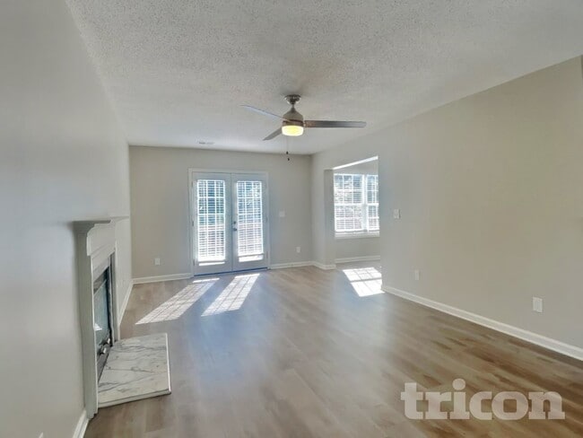 Photo - 5708 Green Apple Dr