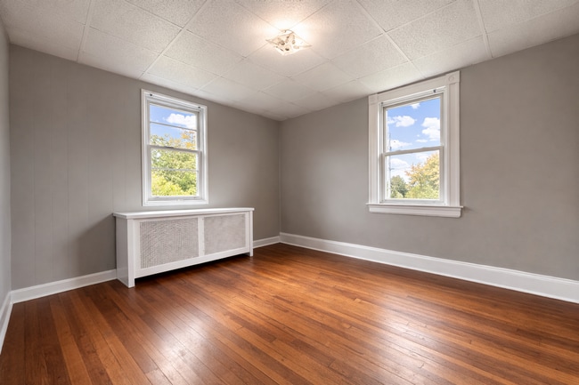 Photo - 2604 Hamilton Ave Unit 2604 Hamilton Apt 2 (RB)