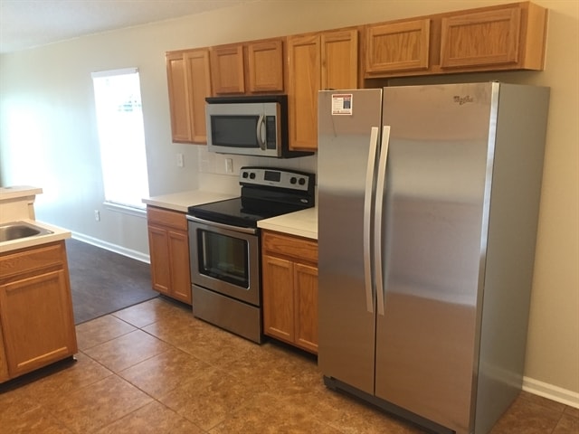 Photo - 840 Mackenzie Cir