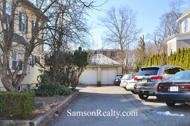 Photo - 131 Benevolent St Unit TH