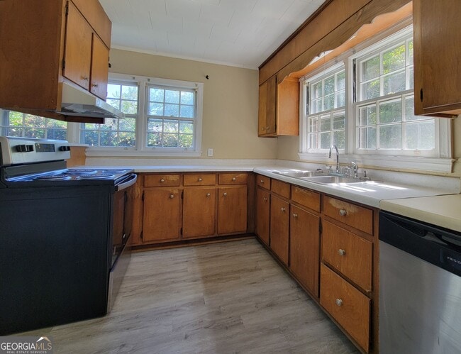 11 W New St