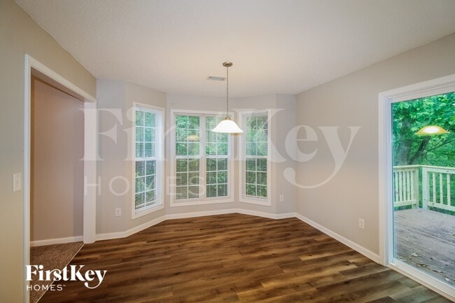 Photo - 5354 Crown Oaks Dr