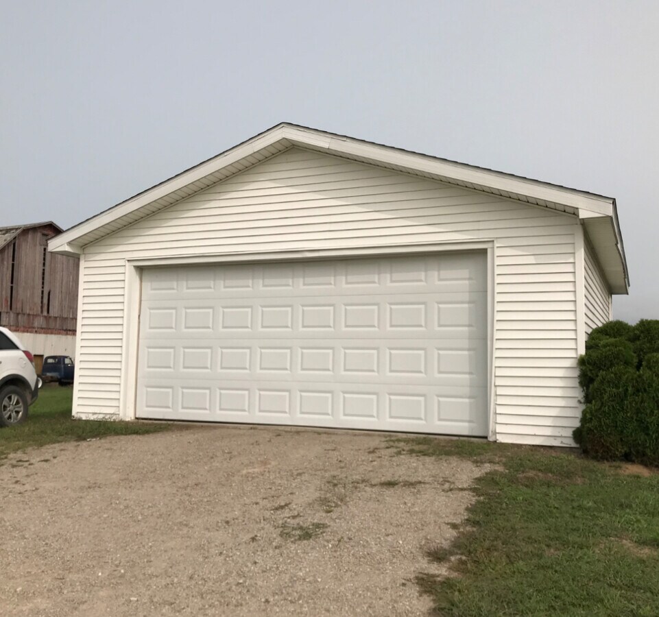 Photo - 10013 Jackman Rd